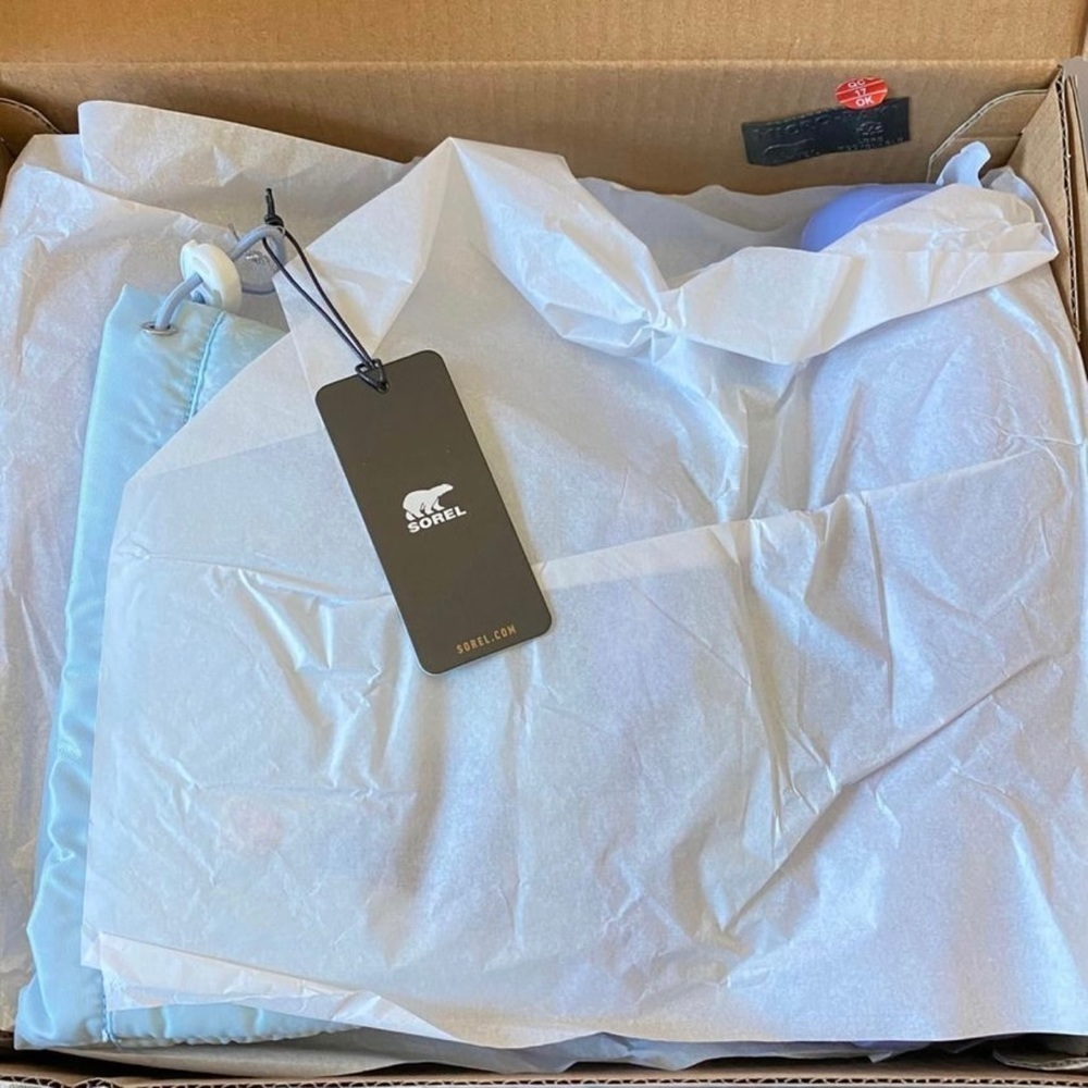 NEW - Sorel Disney Frozen Elsa Flurry Snow Boots Big Kids Size 5 (women’s sz 7) - Picture 8 of 9